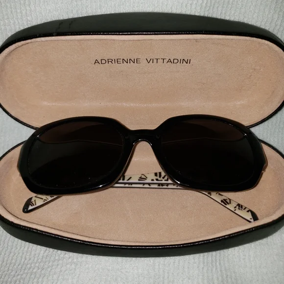 Adrienne Vittadini | Accessories | Adrienne Vittadini  display picture 1